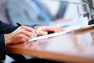 员工个人自我鉴定范本 简短