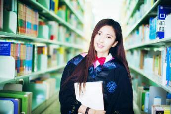 中专毕业自我鉴定100字范本